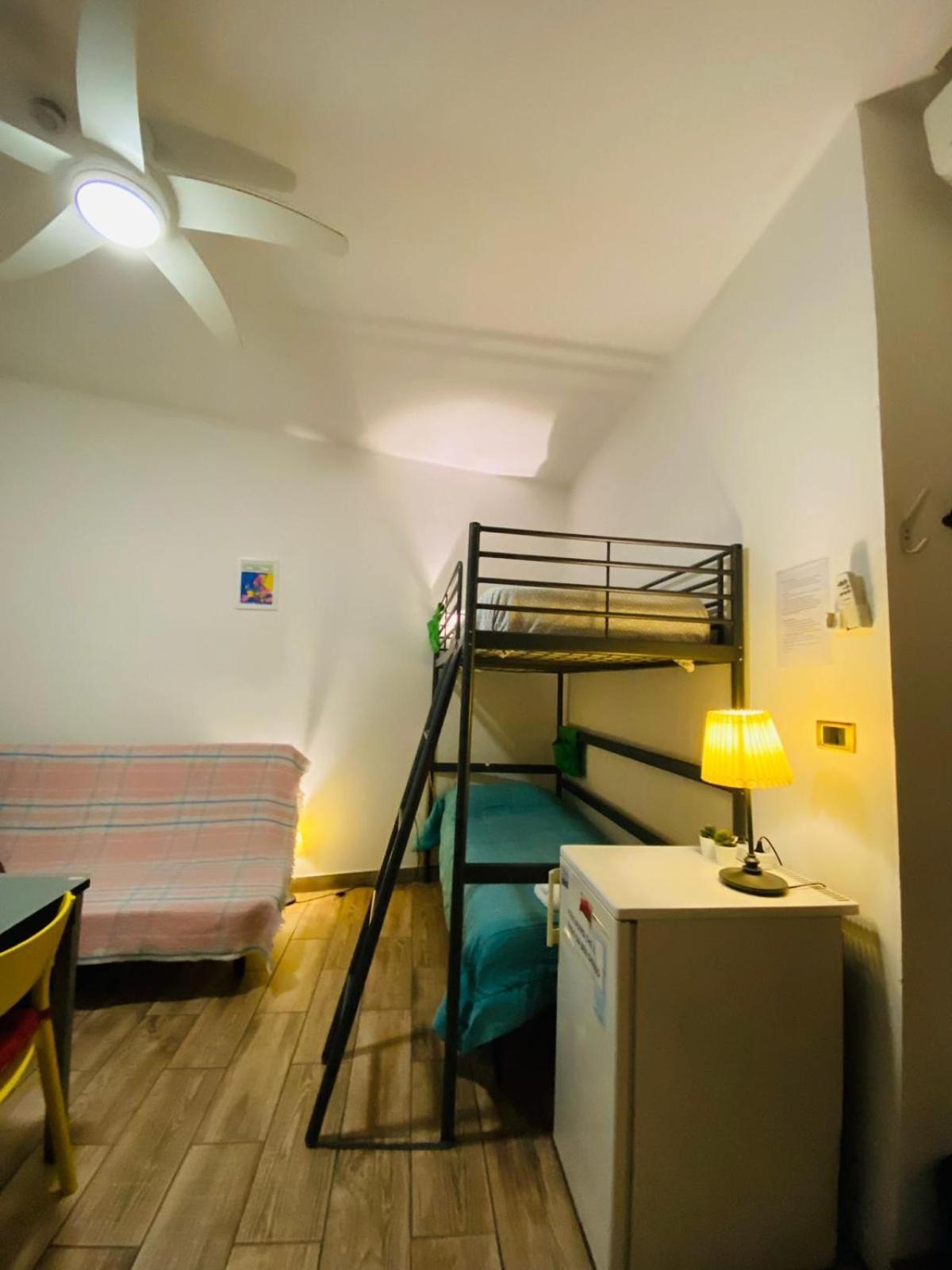 Europe Station Rooms Parma Luaran gambar