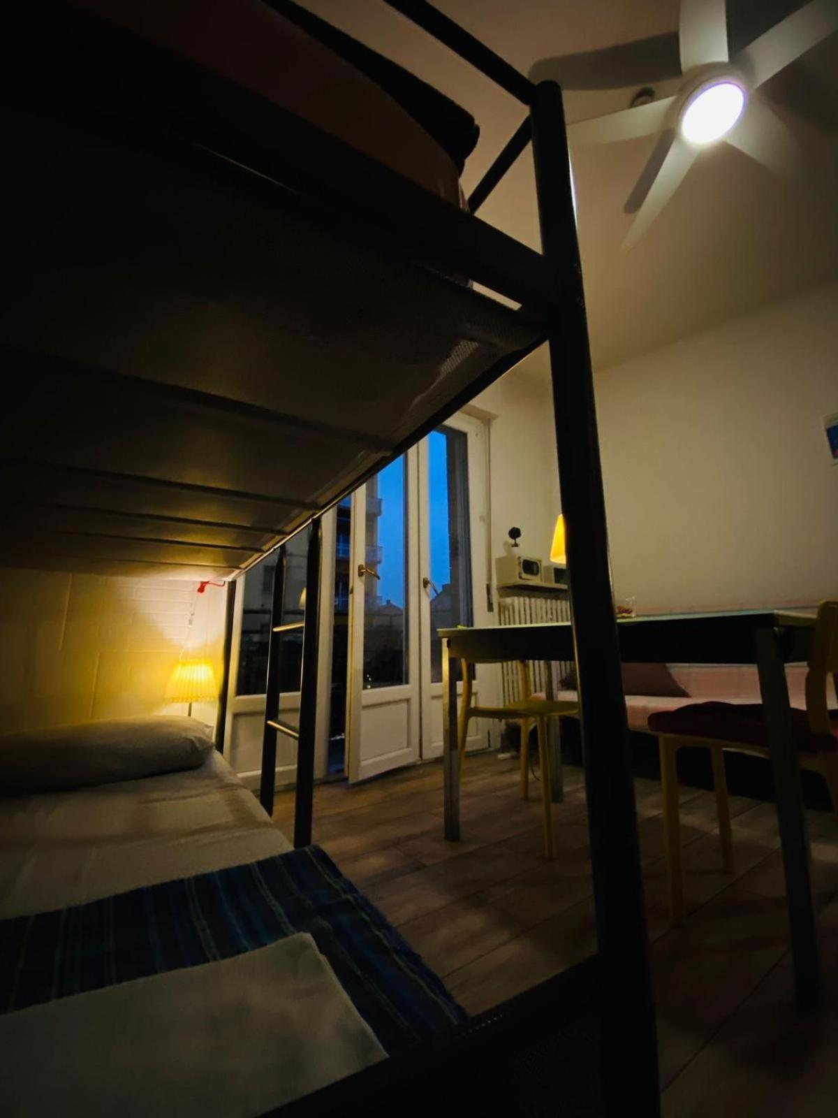 Europe Station Rooms Parma Luaran gambar