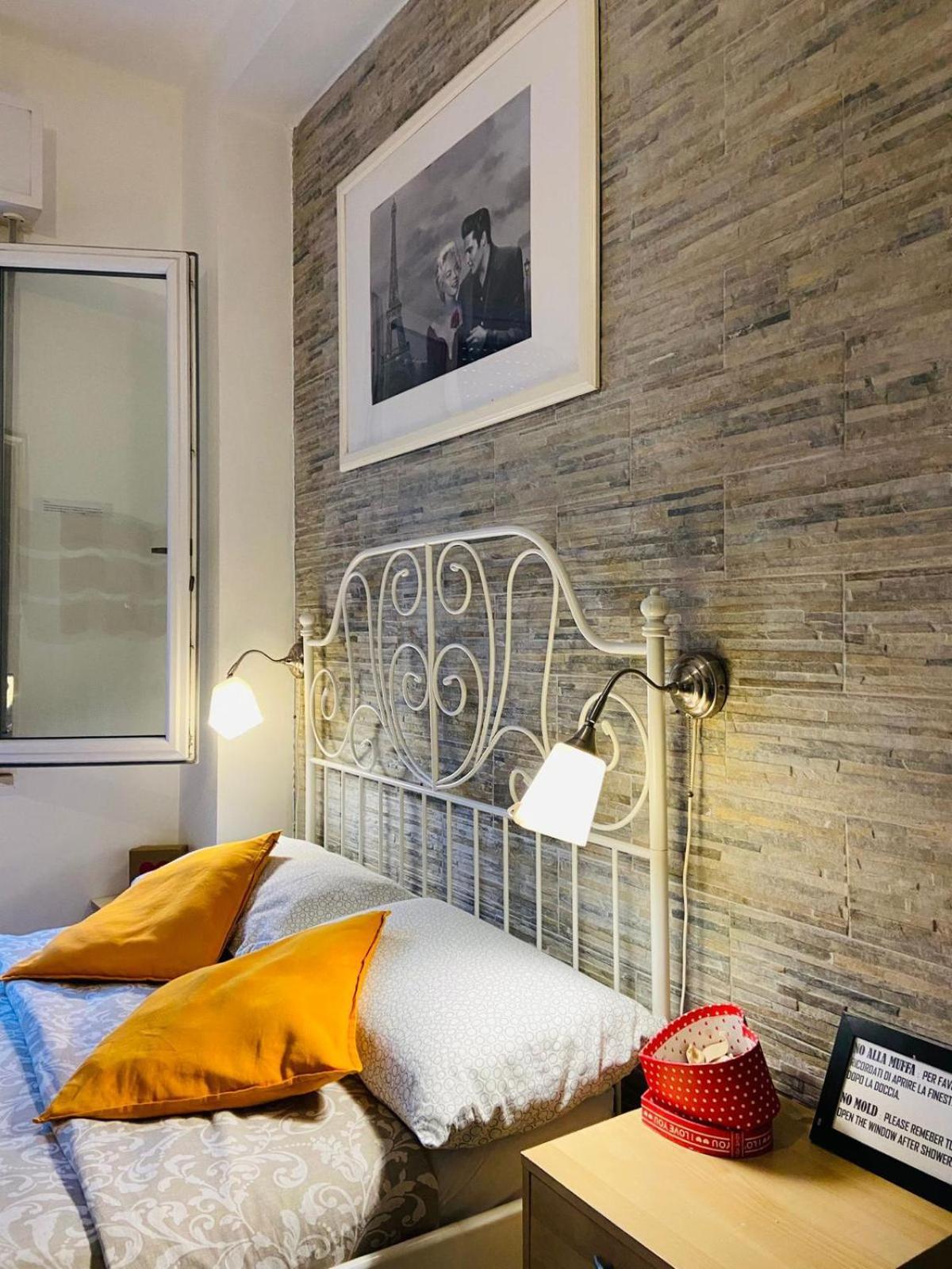 Europe Station Rooms Parma Luaran gambar